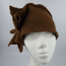 Load image into Gallery viewer, Felted Wool Women&#39;s Hat (H209)
