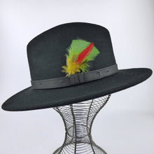 Load image into Gallery viewer, Handmade Fedora Hat (Black)
