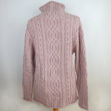 Load image into Gallery viewer, Soft Merino Wool Cable Knit Sweater
